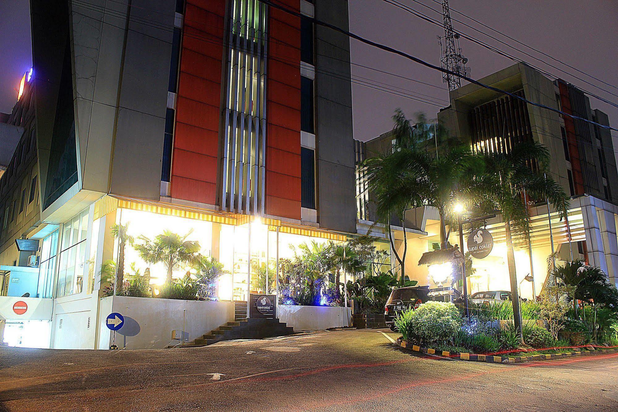 Zen Premium Setrawangi Raya Hotel Bandung Eksteriør billede