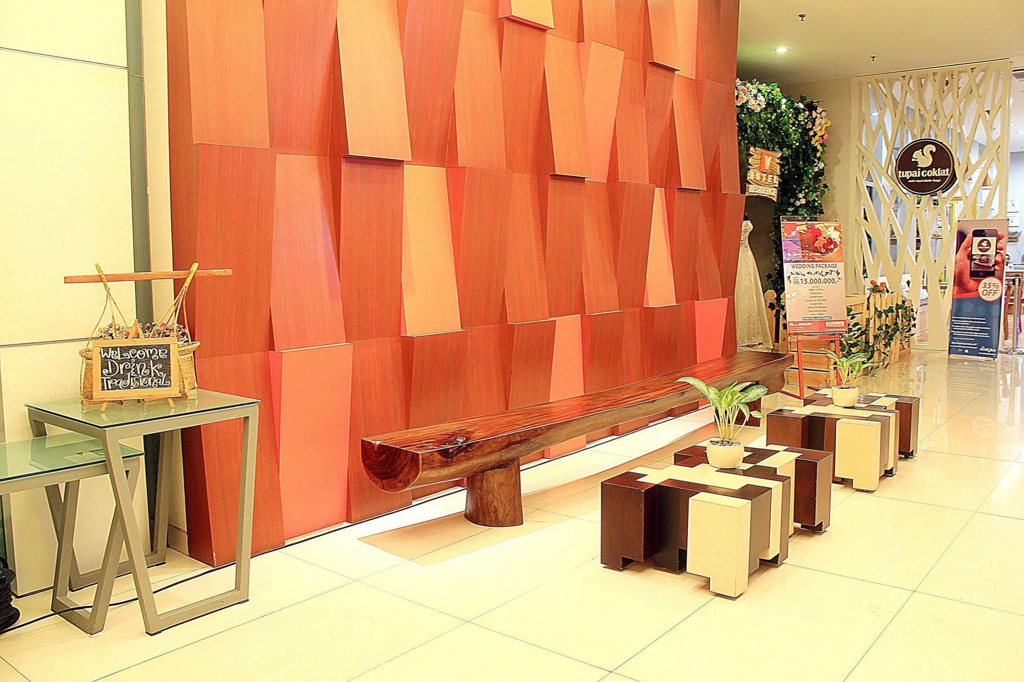 Zen Premium Setrawangi Raya Hotel Bandung Eksteriør billede